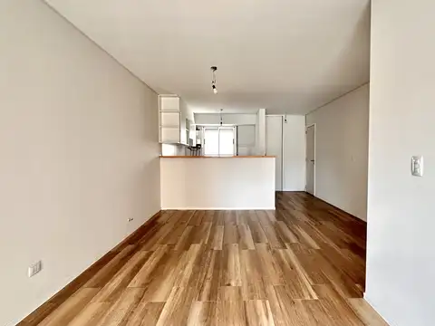 Mitre 1500