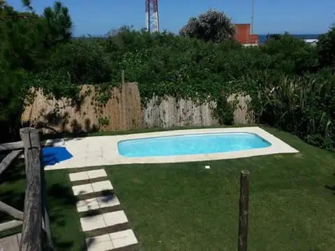 Casa en Alquiler Temporal con 1 cochera