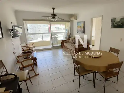 Apartamento en venta en torre con servicios