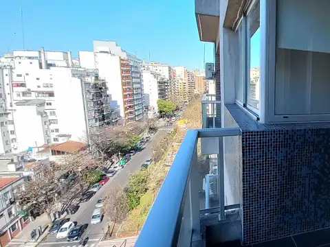 Departamento en Alquiler en Parque Centenario, $ 830.000