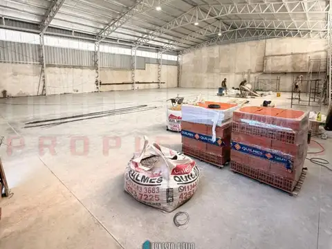 Galpon en Alquiler A Estrenar