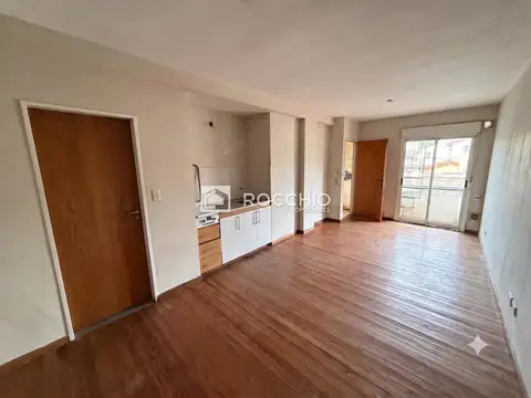Depto Tipo Casa en Venta al Este