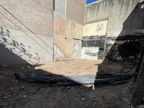TERRENO PARA CONSTRUCTORA EN BARRIO LOURDES