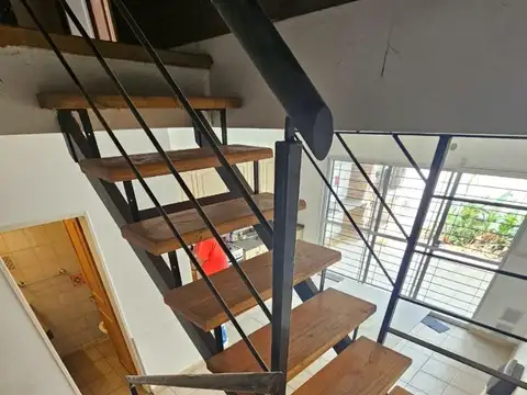 Casa en Alquiler con 1 cochera