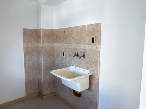 Depto Tipo Casa 2 ambientes con 1 baño