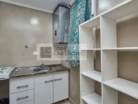 IMPECABLE! Muy luminoso Todo a Nuevo! AMOBLADO Y EQUIPADO! Cocina independiente! Apto Profesional! ÚNICO! OPORT!