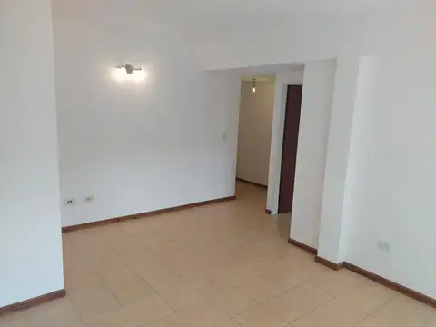 Departamento en Alquiler en Saavedra, $ 680.000