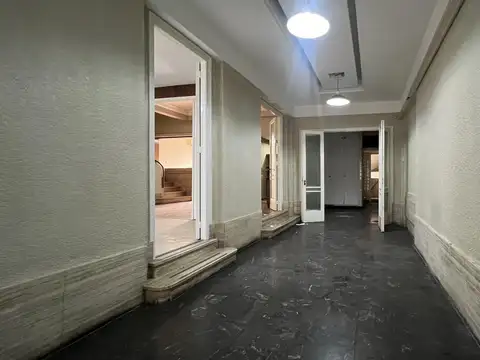 Casa 7 ambientes con 3 baños