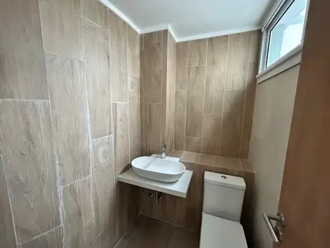 Departamento 4 ambientes con 3 baños