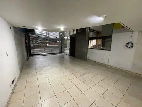 Tacuarí 100