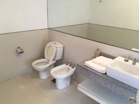 Departamento  en Venta en San Isidro, G.B.A. Zona Norte, Argentina