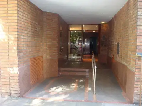 3 Amb. cocina y lavadero amplio, super luminoso, 1 cuadra de Cabildo y Congreso, Subte linea D.