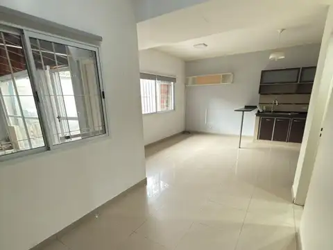 Depto Tipo Casa en Venta de 5 ambientes