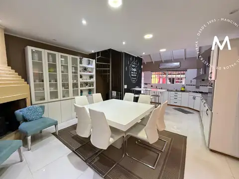 Casa 4 ambientes con 3 baños