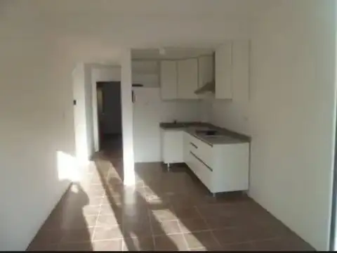 Av.Mitre 1000, Piso 4