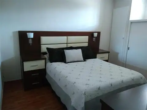 Rosales 2088