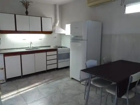 Galpon en Venta en El Palomar, USD 550.000