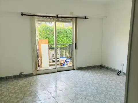 Andres Lamas 962 , Piso 1