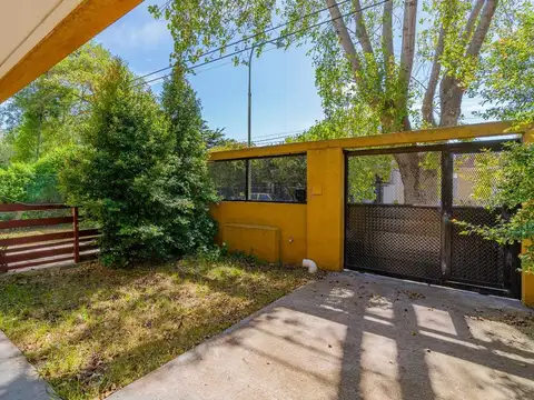 Depto Tipo Casa 4 ambientes con 1 baño