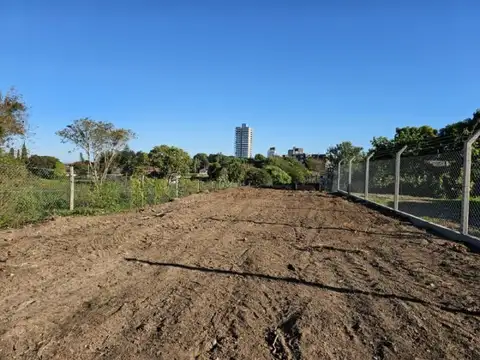 Terreno en Venta 33  mts Fondo