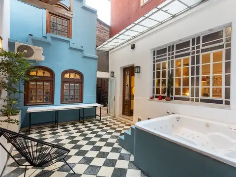 Depto Tipo Casa en Venta en Colegiales, USD 450.000