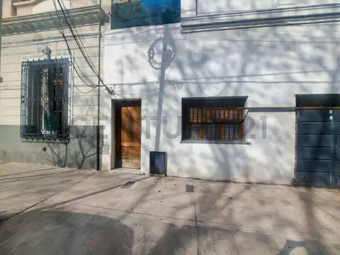 Depto Tipo Casa en Venta en Caballito, USD 110.000
