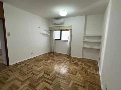 Avenida Teniente General Donato Álvarez 500