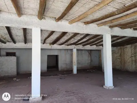TERRENO CON LOCAL COMERCIAL- CENTRO