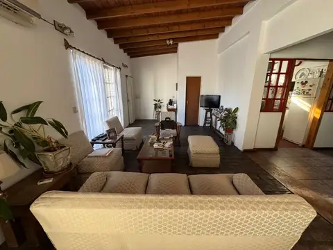 Casa en Venta en Victoria, USD 190.000