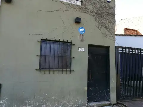 Galpon en Venta 80  mts Fondo