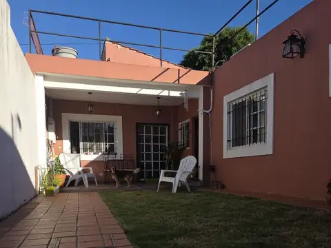 Depto Tipo Casa en Venta de 4 ambientes