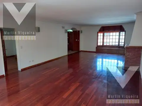 Casa 7 ambientes con 5 baños