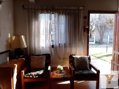 Depto Tipo Casa en Venta de 3 ambientes