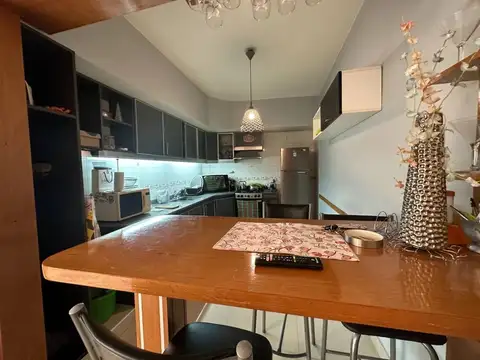 Depto Tipo Casa en Venta de 4 dormitorios