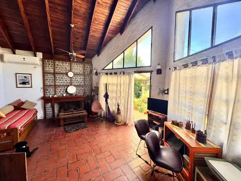 Casa en Venta con 1 cochera