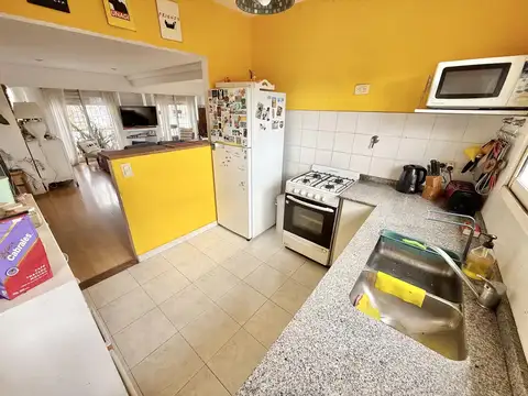 Depto Tipo Casa en Venta de 3 ambientes