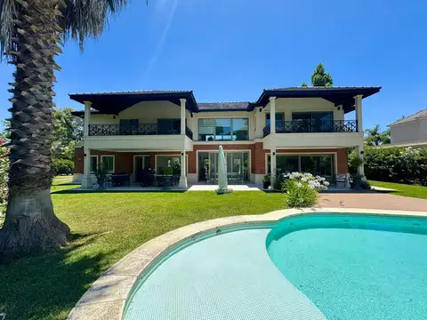 Casa en venta en Saint Thomas Este, Canning