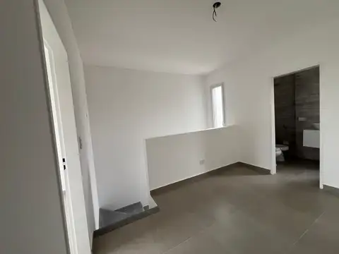 Departamento 4 ambientes con 3 baños