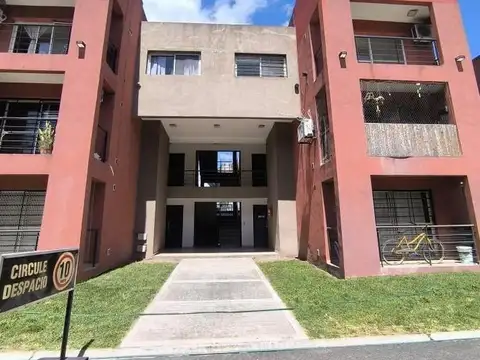 VENTA DEPARTAMENTO DOS AMBIENTES PLANTA BAJA CON PATIO Y COCHERA COMPLEJO CERRADO SAN MIGUEL