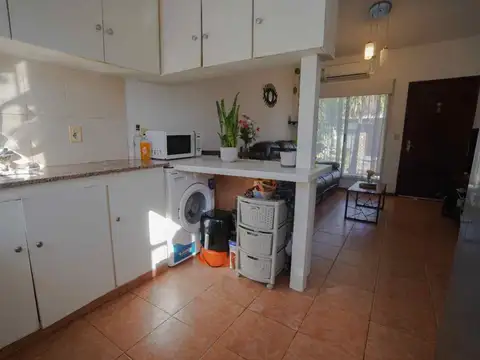 Oportunidad Vendo casa 2 dormitorios garaje Pando