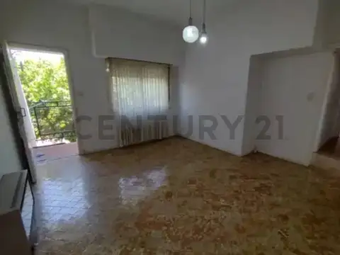 MANUEL RICO 300, Piso 0