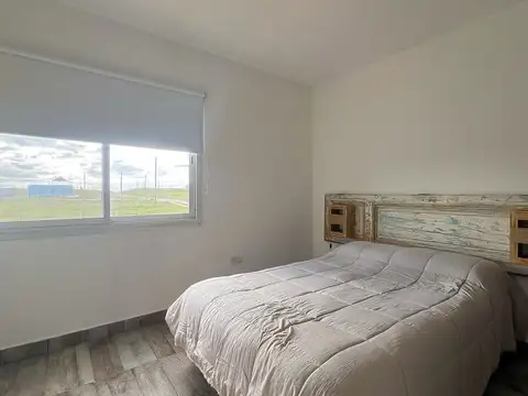 VENTA CASA 3 AMBIENTES CON PILETA  MAR DEL SUD