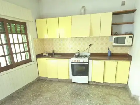 Casa en Venta en Quilmes Oeste, USD 120.000