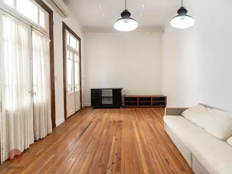 PH en Venta. 3 ambientes, con patio y terraza en Caballito Sur