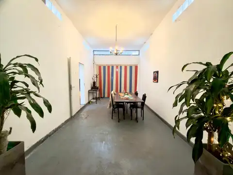 Casa 3 ambientes con 2 baños