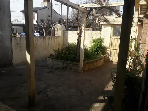 Bernardino Rivadavia 300