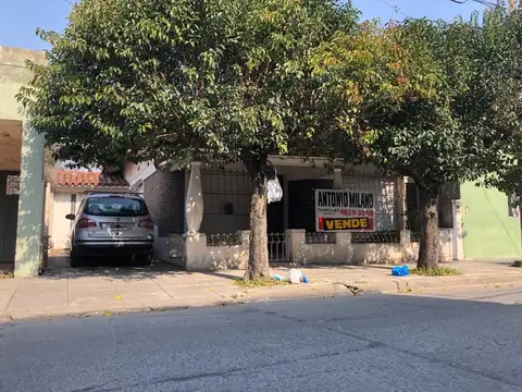 Casa en Venta en Moron Sur, USD 100.000