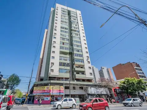Avenida Manuel Belgrano  al 400
