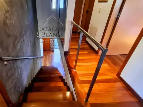 EL CARMEN - Casa en venta 4  dormitorios.