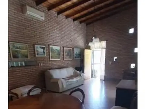 Casa en venta 3 dormitorios con piscina. IBARLUCEA. APTA CREDITO.